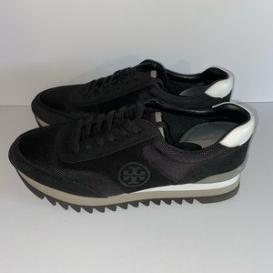 Tory Burch Sawtooth Logo Sneaker Size 8.5 44481